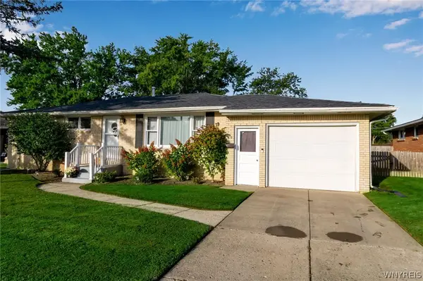 40 Leocrest Court, Buffalo, NY 14224