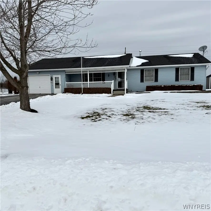 5621 Jeffrey Drive, Lockport, NY 14094 - #1