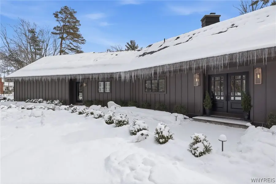 11 Chase Road, Orchard Park, NY 14127 - #2