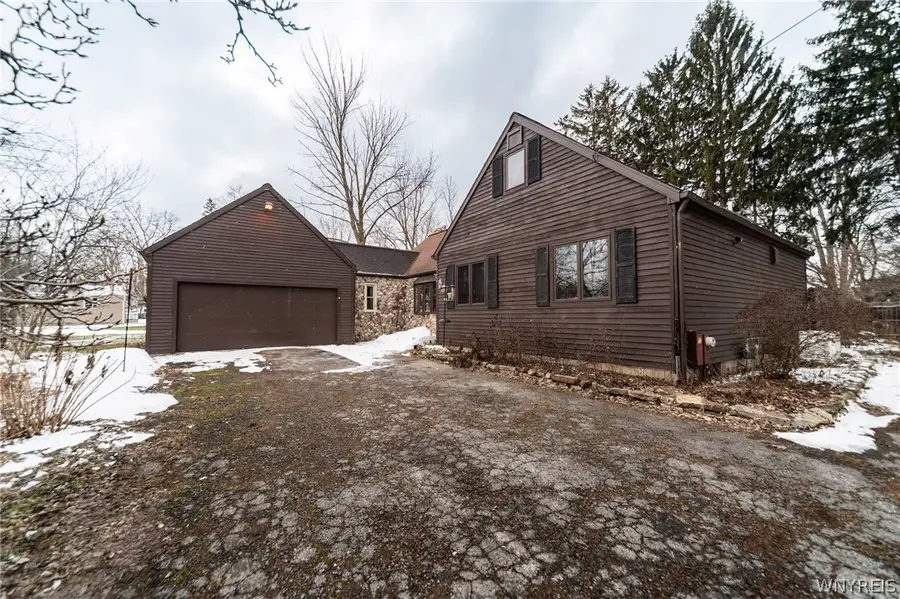 9244 Robbins Road, Le Roy, NY 14482 - #2