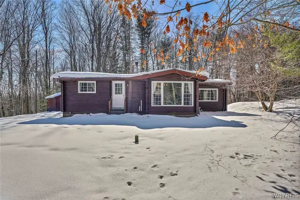 13357 Ward Road, Holland, NY 14080