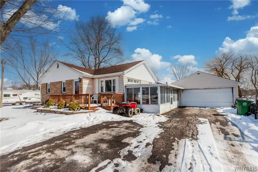 6795 Nash Road, North Tonawanda, NY 14120 - #2