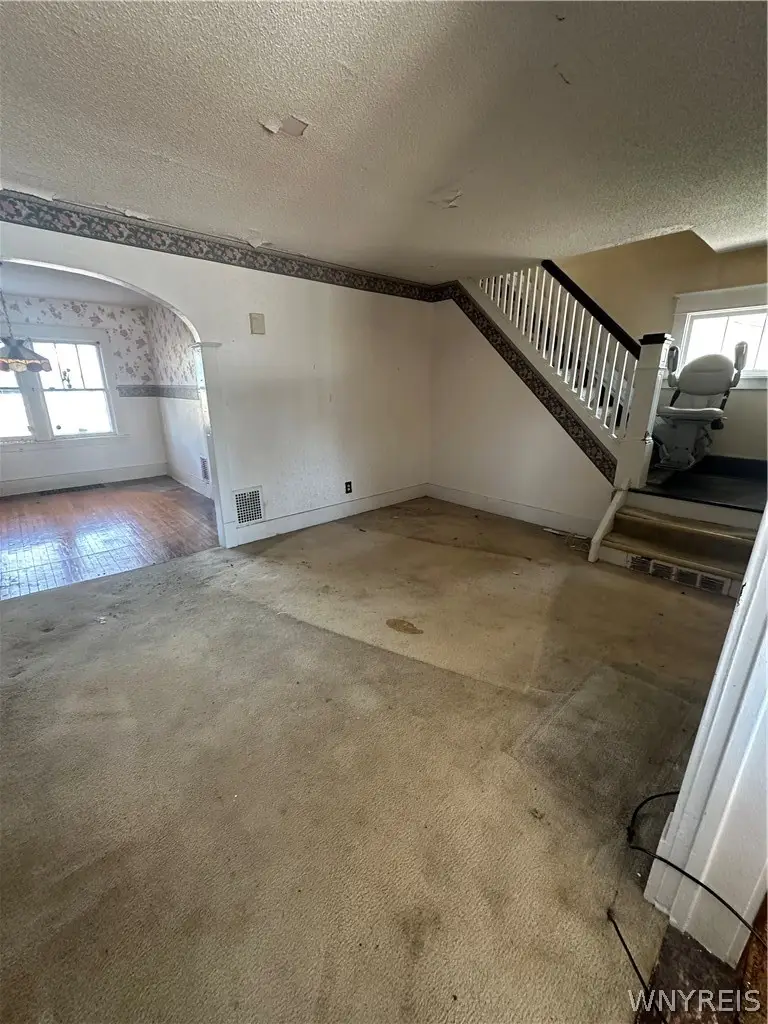 146 Dunlop Avenue, Buffalo, NY 14215 - #3
