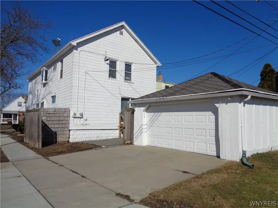 312 Victoria Boulevard, Buffalo, NY 14217 - #2