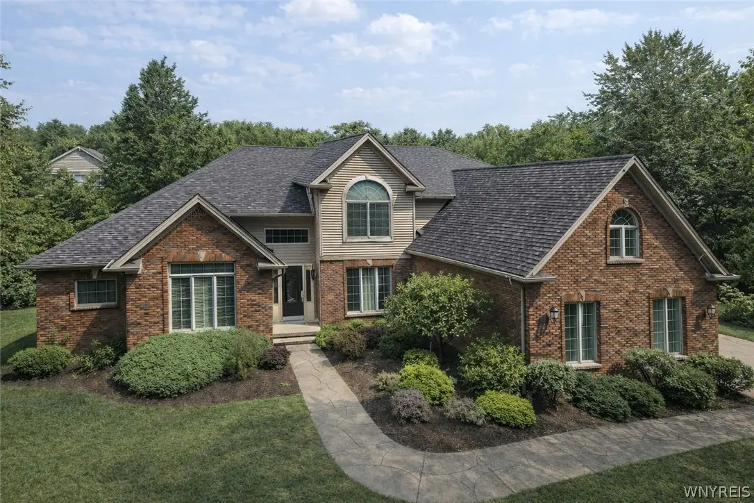 22 Woodthrush, Orchard Park, NY 14127 - #1