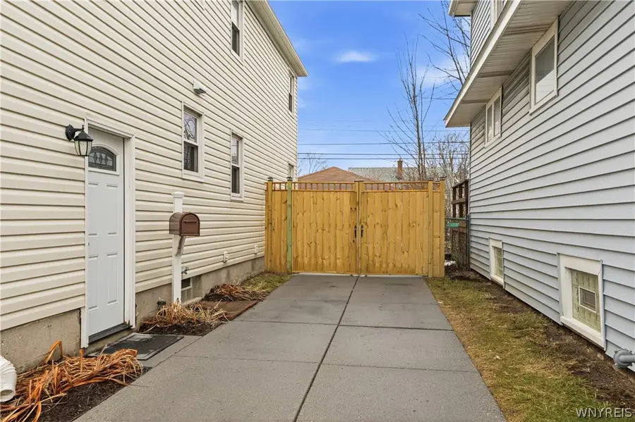 165 Tremont Avenue, Kenmore, NY 14217 - #3