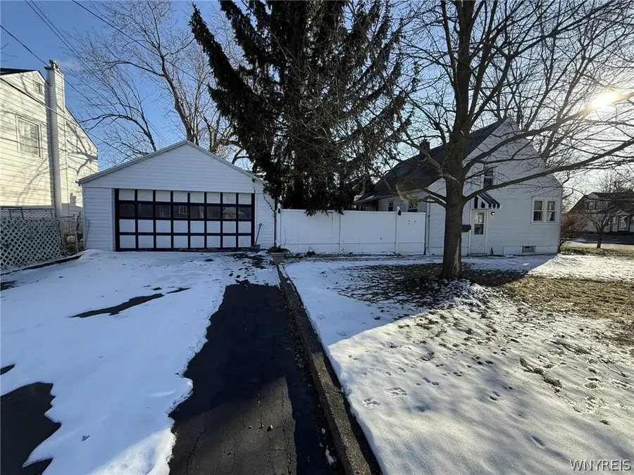 19 Allendale Road, Buffalo, NY 14215 - #3