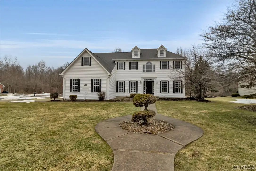 9 Hazelwood Lane, Grand Island, NY 14072 - #1