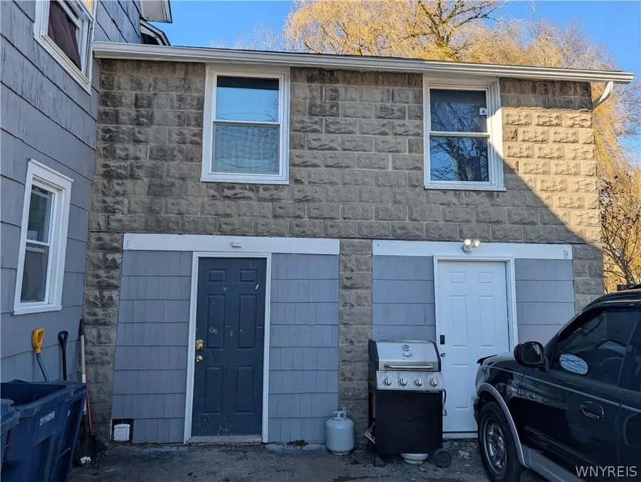 275 Ontario Street, Lockport, NY 14094 - #2