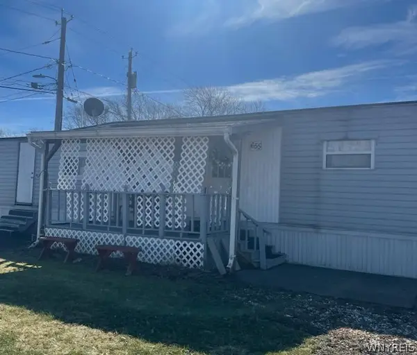 655 Roger Drive, Niagara Falls, NY 14304