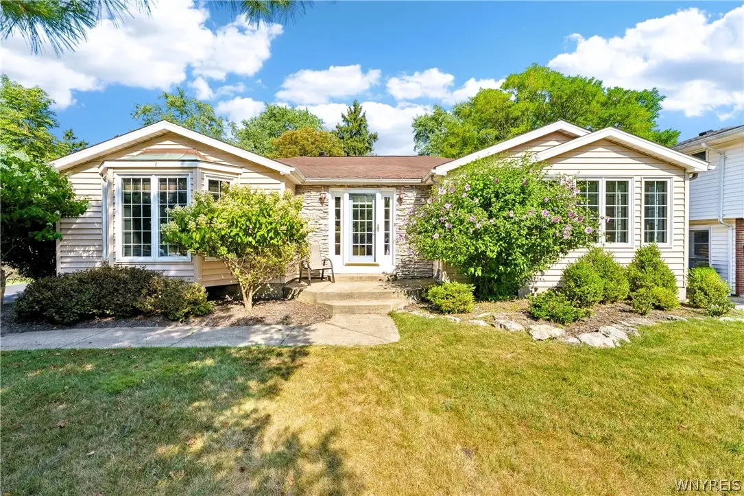 207 N Harvest Street, Buffalo, NY 14221 - #1