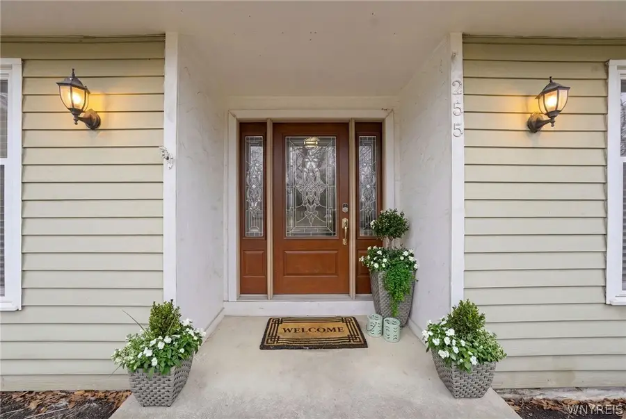 255 Glen Oak Drive, East Amherst, NY 14051 - #3