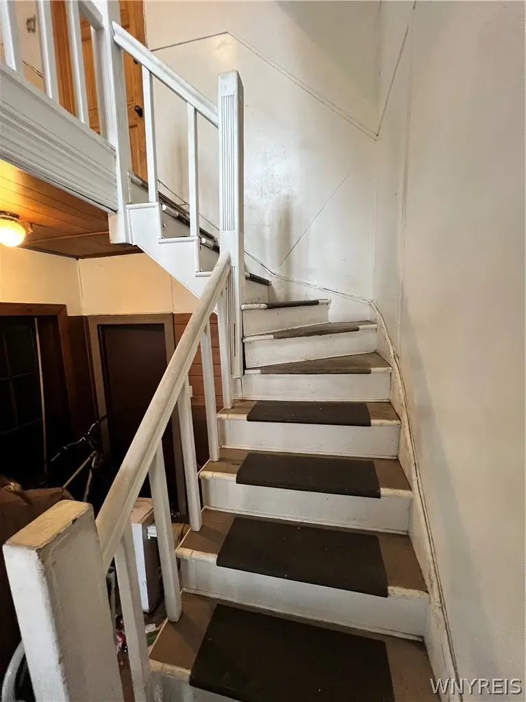 34 Auchinvole Avenue, Buffalo, NY 14213 - #3