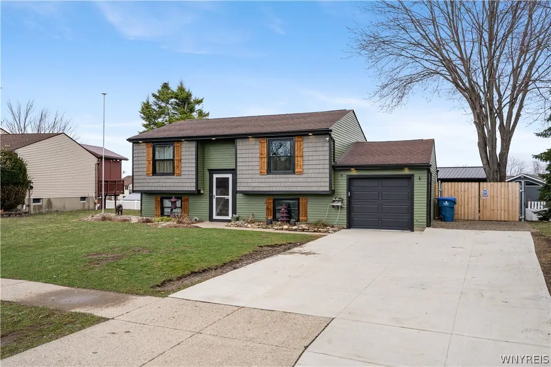 4225 Polly Lane, Hamburg, NY 14075 - #1