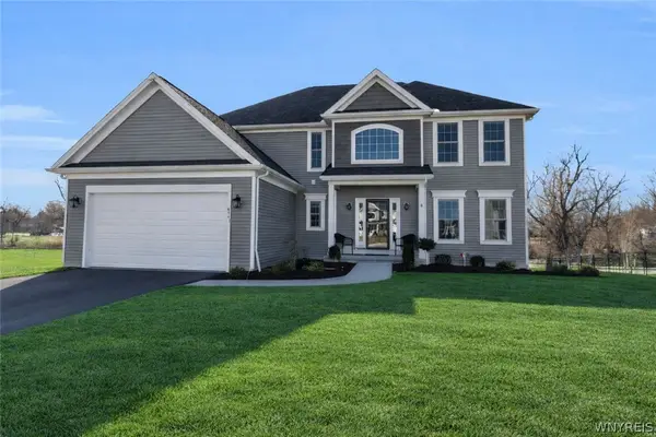 8961 Willyoungs Overlook, Clarence, NY 14031