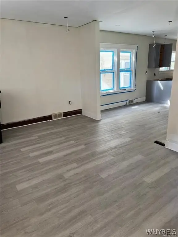 1540 Whitney Avenue, Niagara Falls, NY 14301 - #3