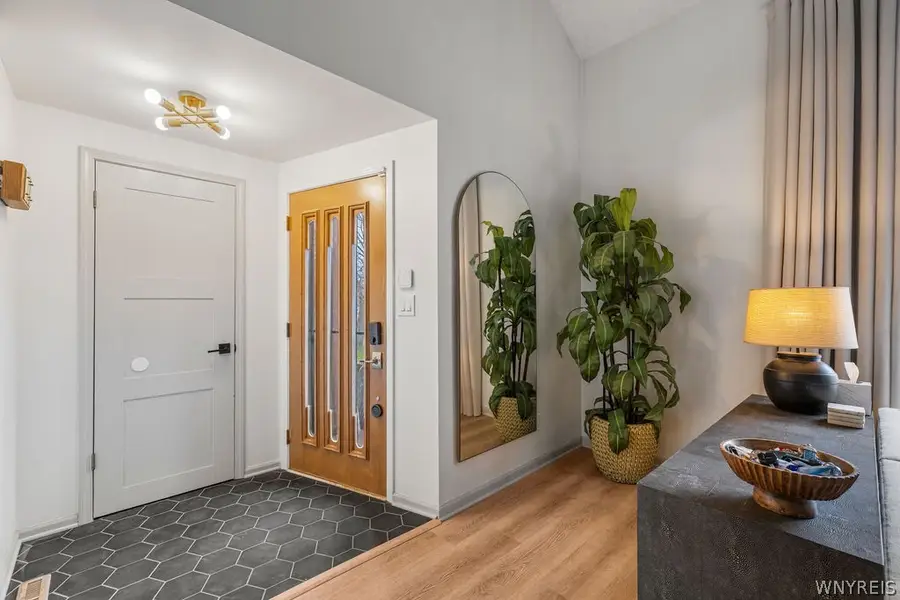 10 Royal Oak Circle, Grand Island, NY 14072 - #2