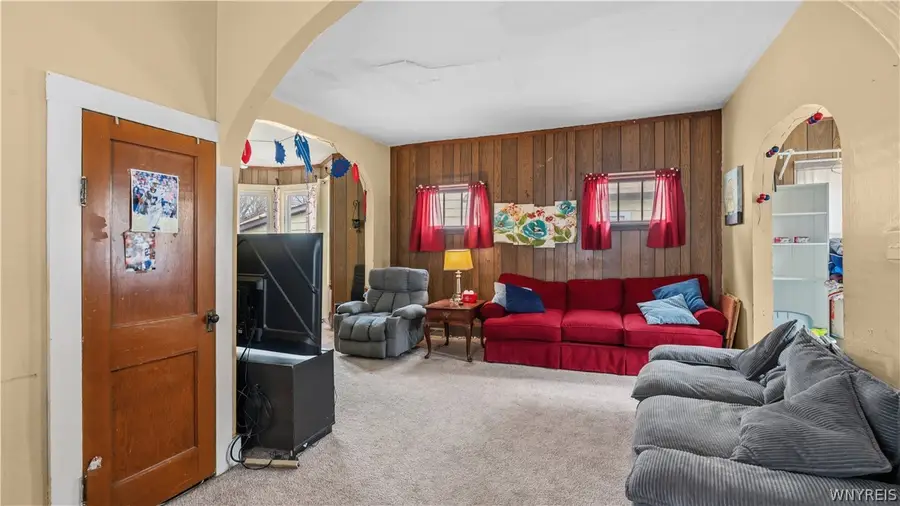 27 Johnson Street, Lackawanna, NY 14218 - #2