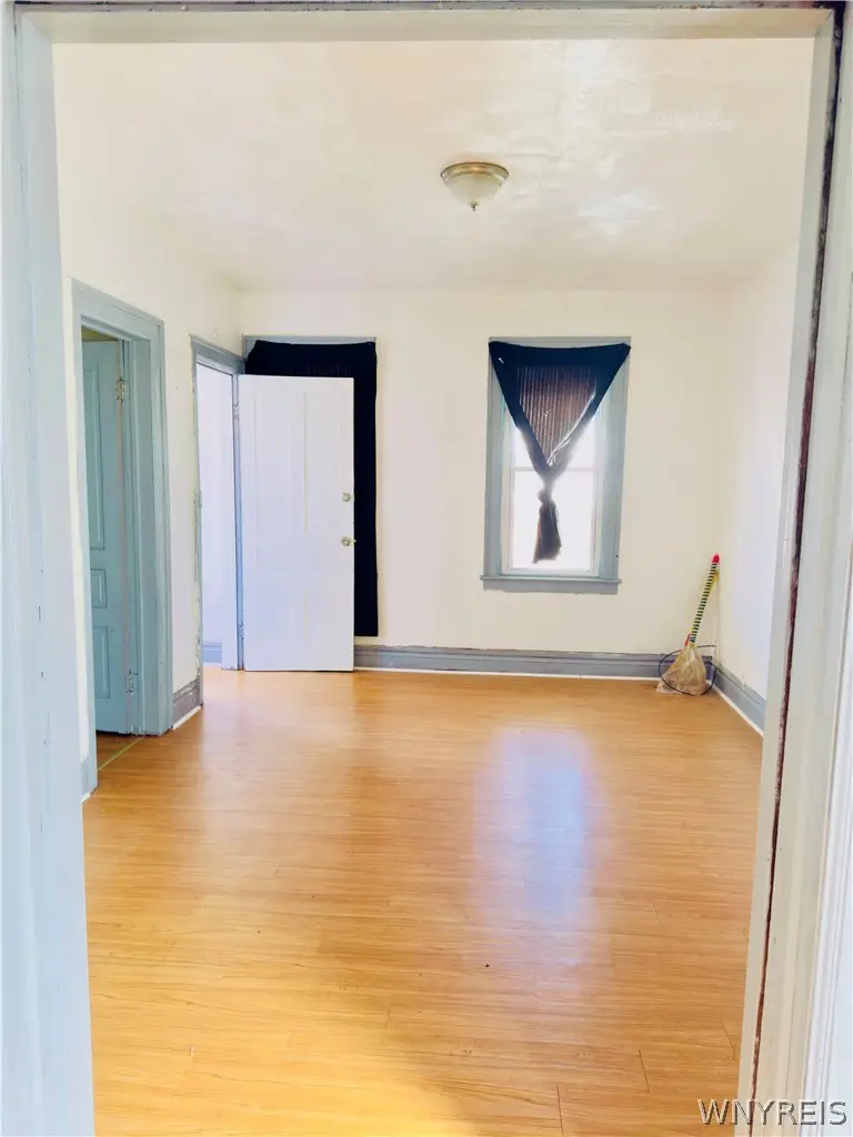 36 Johnson Street, Buffalo, NY 14212 - #3
