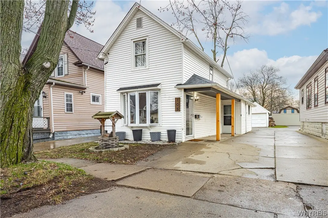 105 E Felton Street, North Tonawanda, NY 14120 - #1