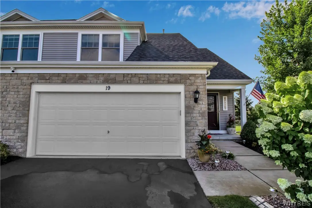 19 Cumberland Street, Lancaster, NY 14086 - #1