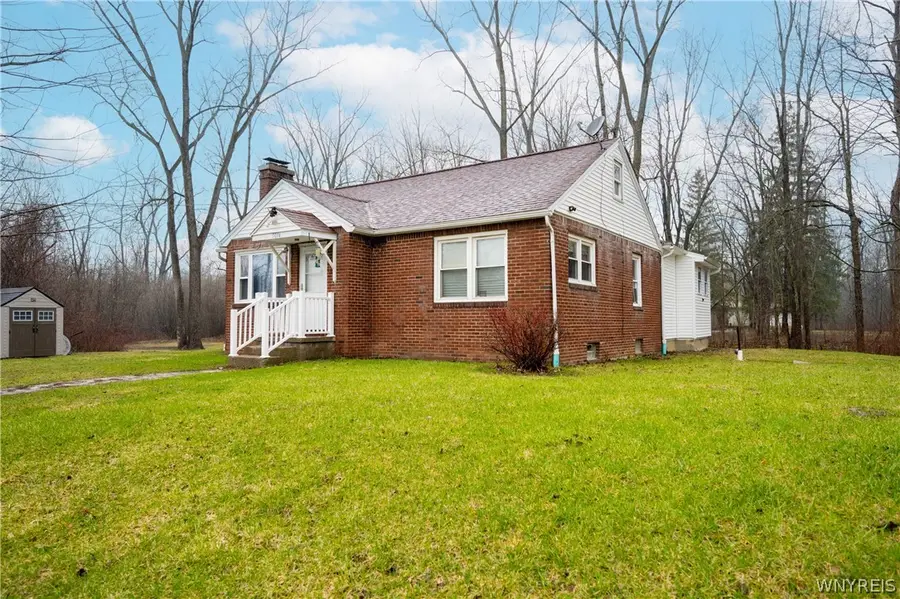 5074 Millersport Highway, East Amherst, NY 14051 - #3