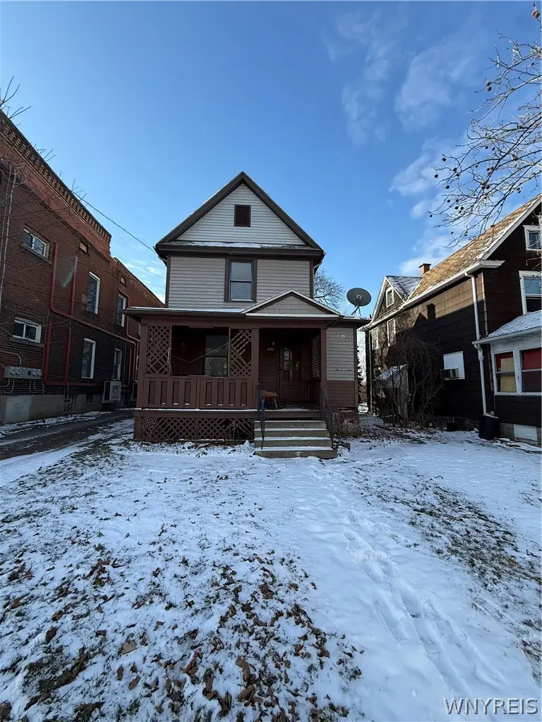 725 Monteagle Street, Niagara Falls, NY 14305 - #1