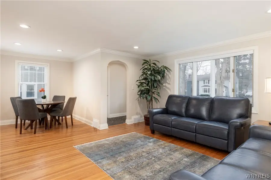 47 Harvard Place, Orchard Park, NY 14127 - #2