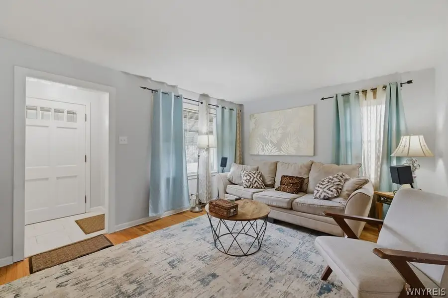 307 76th Street, Niagara Falls, NY 14304 - #3