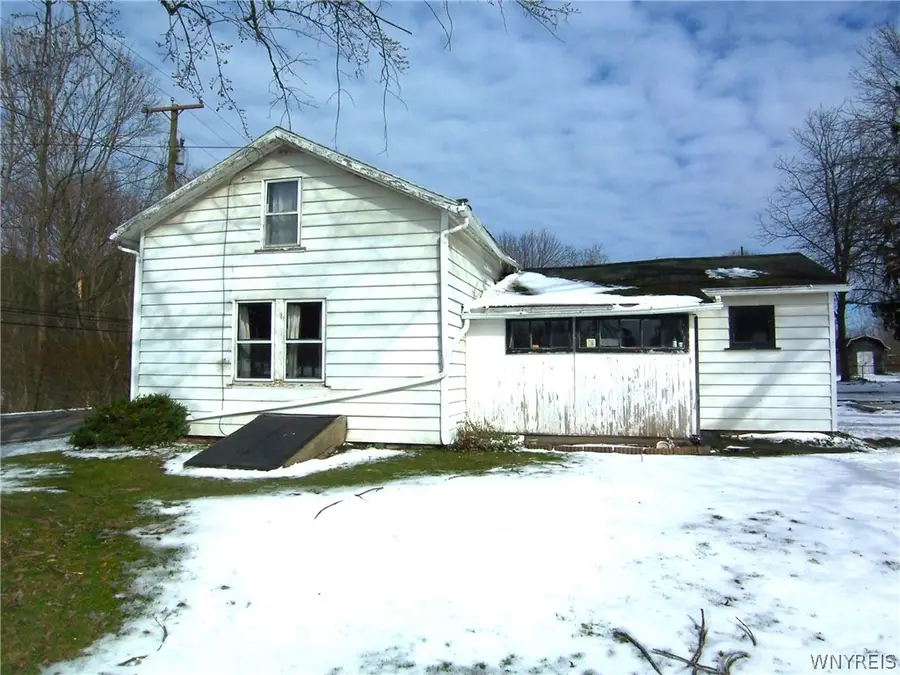 8451 Indian Falls Road, Corfu, NY 14036 - #2