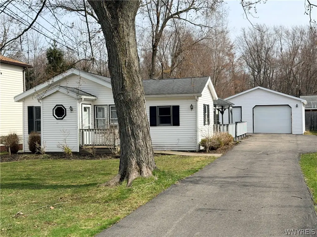 5893 Lakeview, Hamburg, NY 14085 - #1