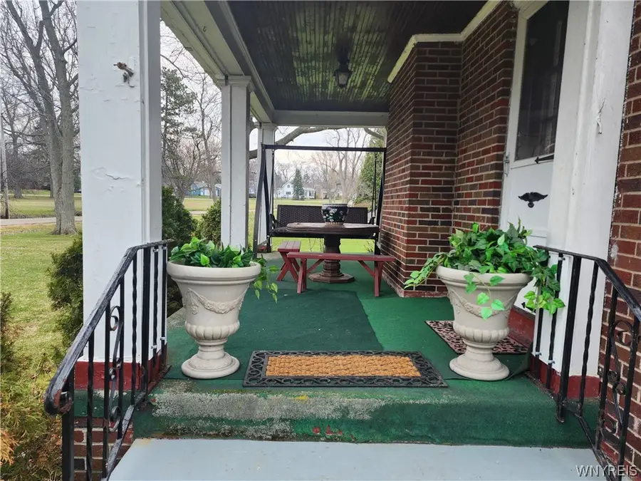 5009 Lake Shore Road, Hamburg, NY 14075 - #2