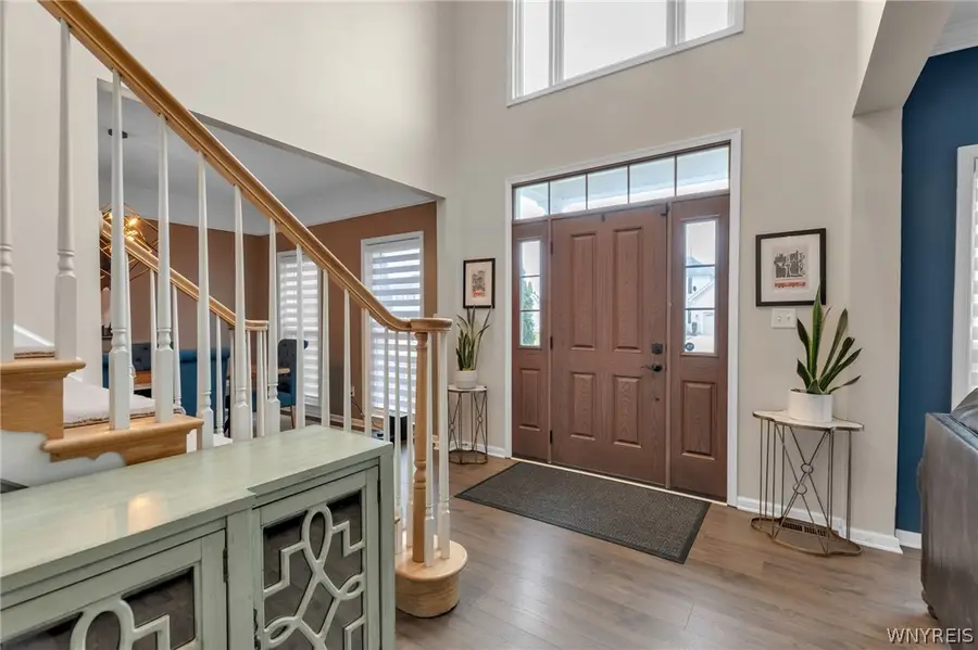 32 Falconcrest Lane, Orchard Park, NY 14127 - #3