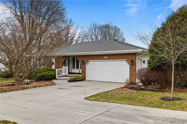 500 Elma Meadow Lane, Elma, NY 14059