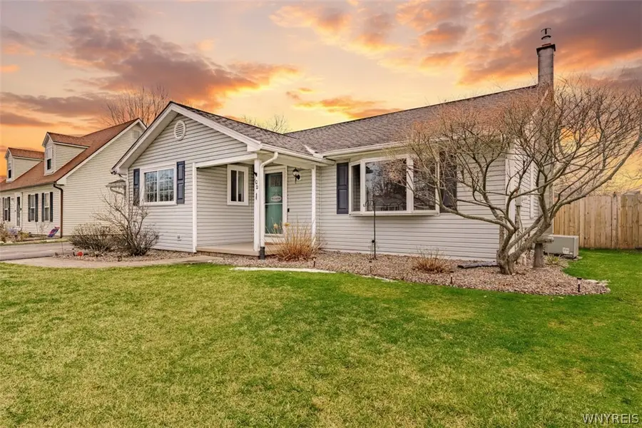 100 Pennsylvania Avenue, Lockport, NY 14094 - #2