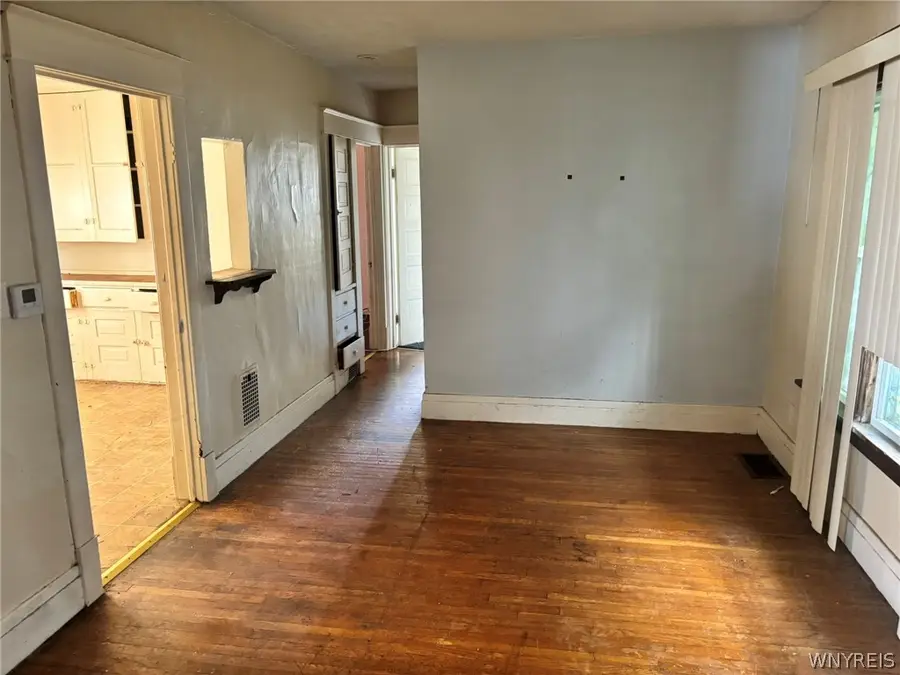 112 Hazelwood Avenue, Buffalo, NY 14215 - #3