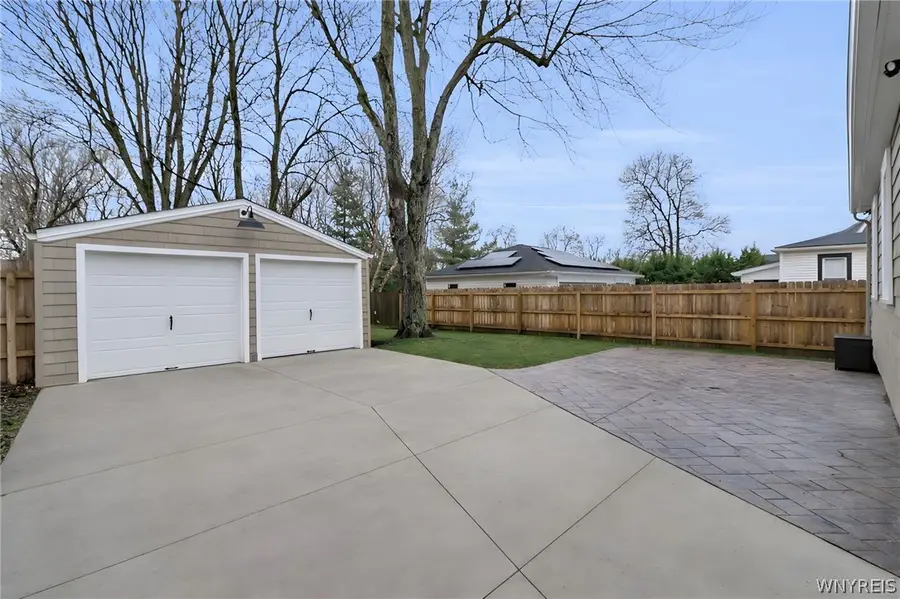 100 N Cayuga Road, Buffalo, NY 14221 - #2