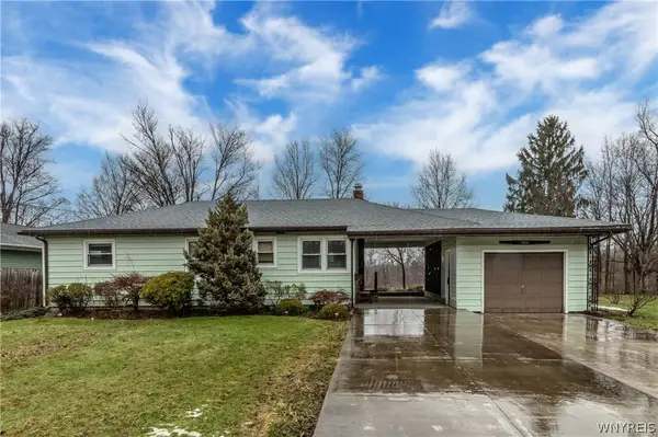 7529 Valley Circle Lane, Hamburg, NY 14075