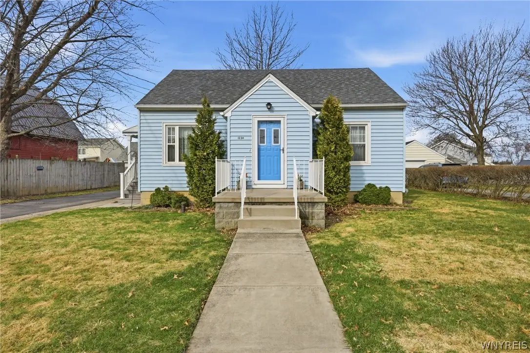 1230 98th Street, Niagara Falls, NY 14304 - #1