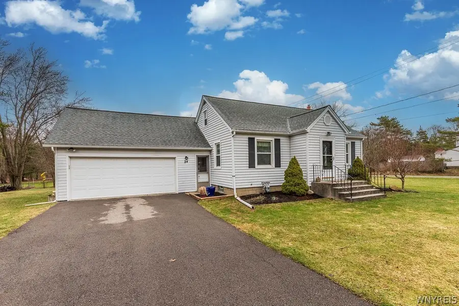 24 Greenmeadow Drive, Orchard Park, NY 14127 - #3