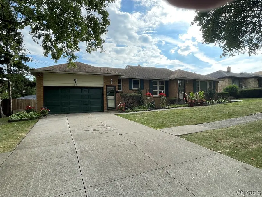 31 Pinewood Ter Terrace, Cheektowaga, NY 14225 - #2