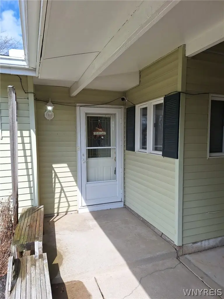 54 Steele Circle, Niagara Falls, NY 14304 - #2