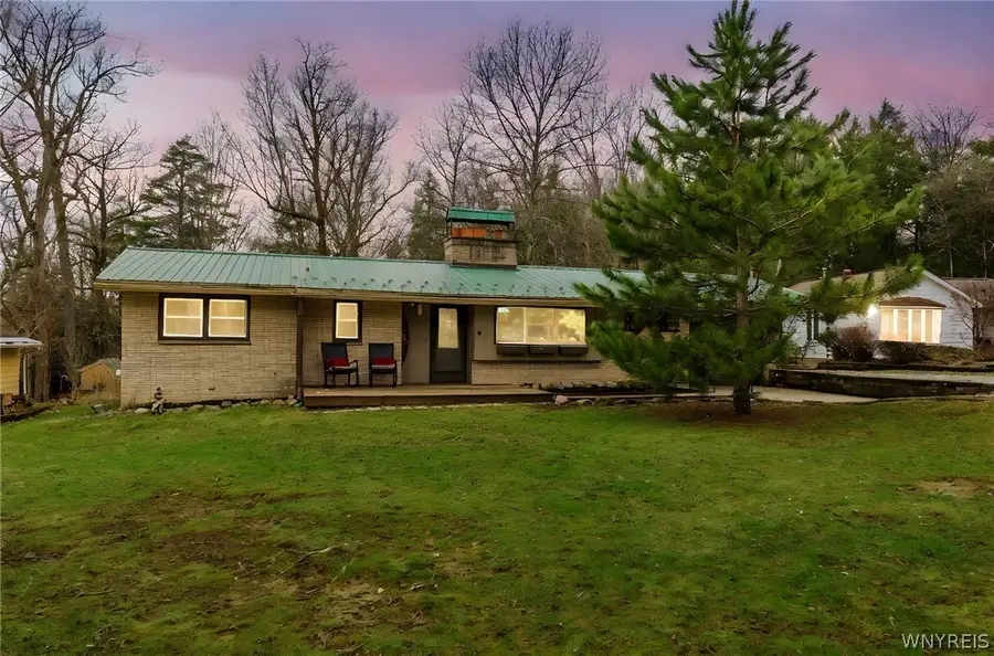 7510 Chestnut Ridge Road, Orchard Park, NY 14127 - #2