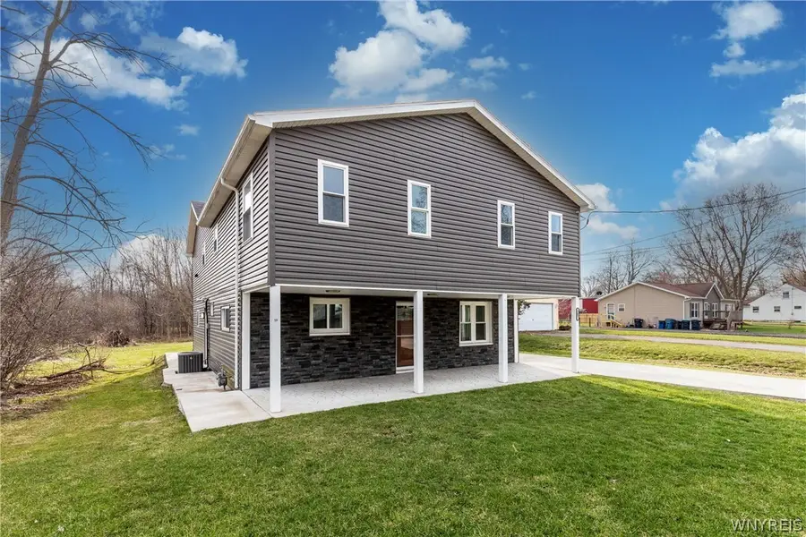 365 Elmwood Road, Grand Island, NY 14072 - #2