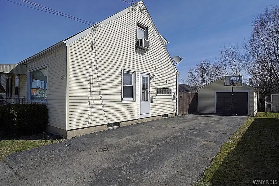 365 Atlantic Avenue, Buffalo, NY 14212 - #3