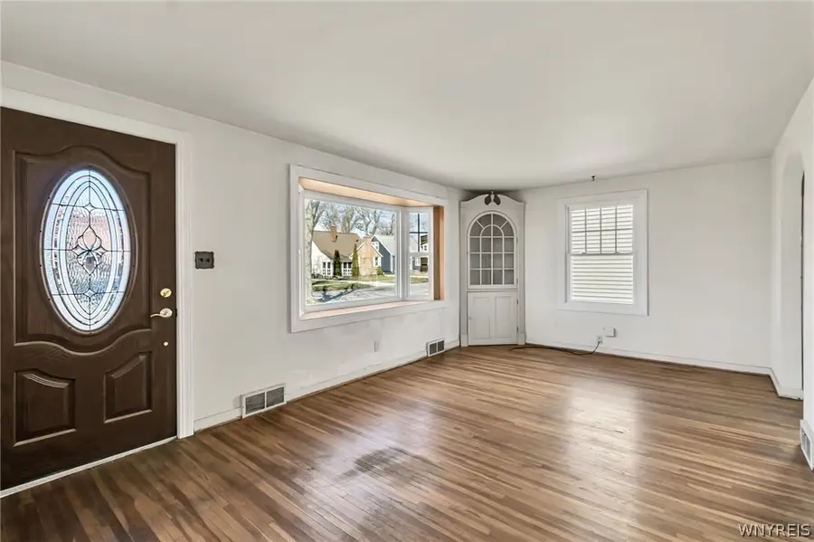 17 Newport Avenue, Buffalo, NY 14216 - #3