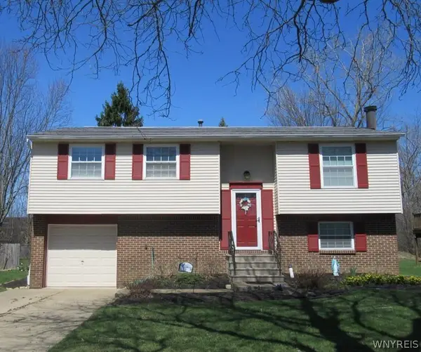 73 Foxcroft Drive, Hamburg, NY 14075