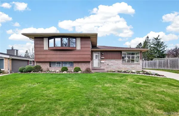 49 Boxwood Circle, Hamburg, NY 14075