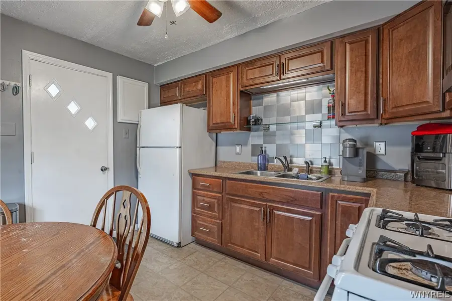 4368 Crescent Drive, Niagara Falls, NY 14305 - #3