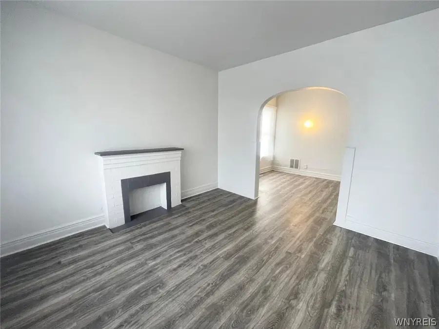 30 Poultney Avenue, Buffalo, NY 14215 - #3